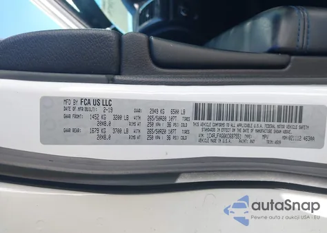 2019 Jeep Grand Cherokee Upland 4X4 from USA, damaged, VIN 1C4RJFAG6KC697551